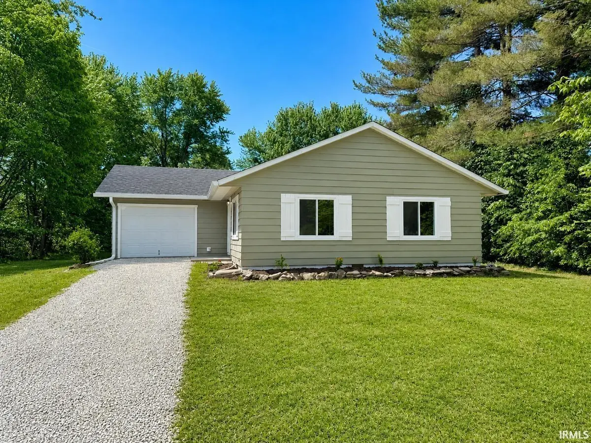 116 Middle AVE, Bedford, IN 47421