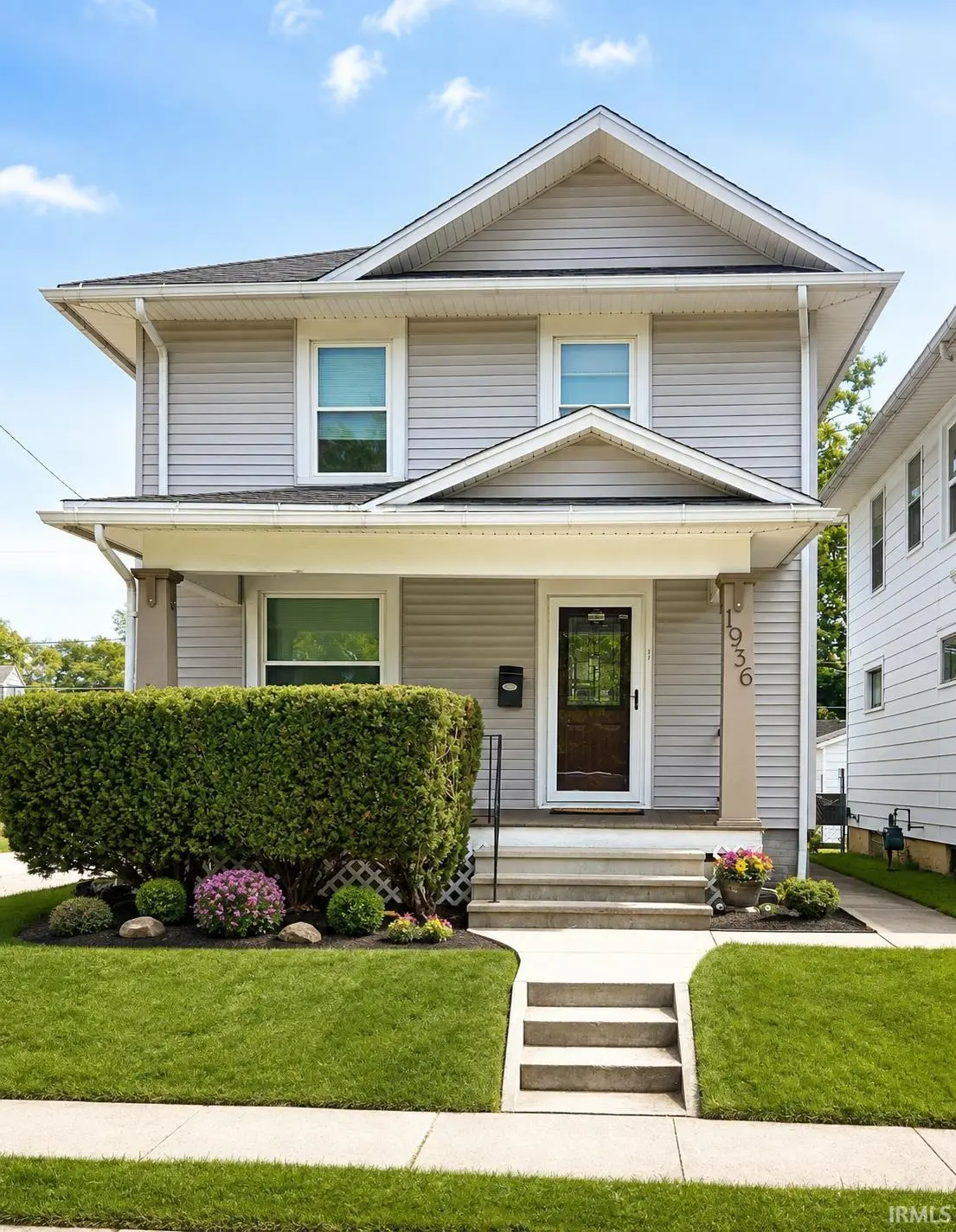 1936 Bayer AVE, Fort Wayne, IN 46805