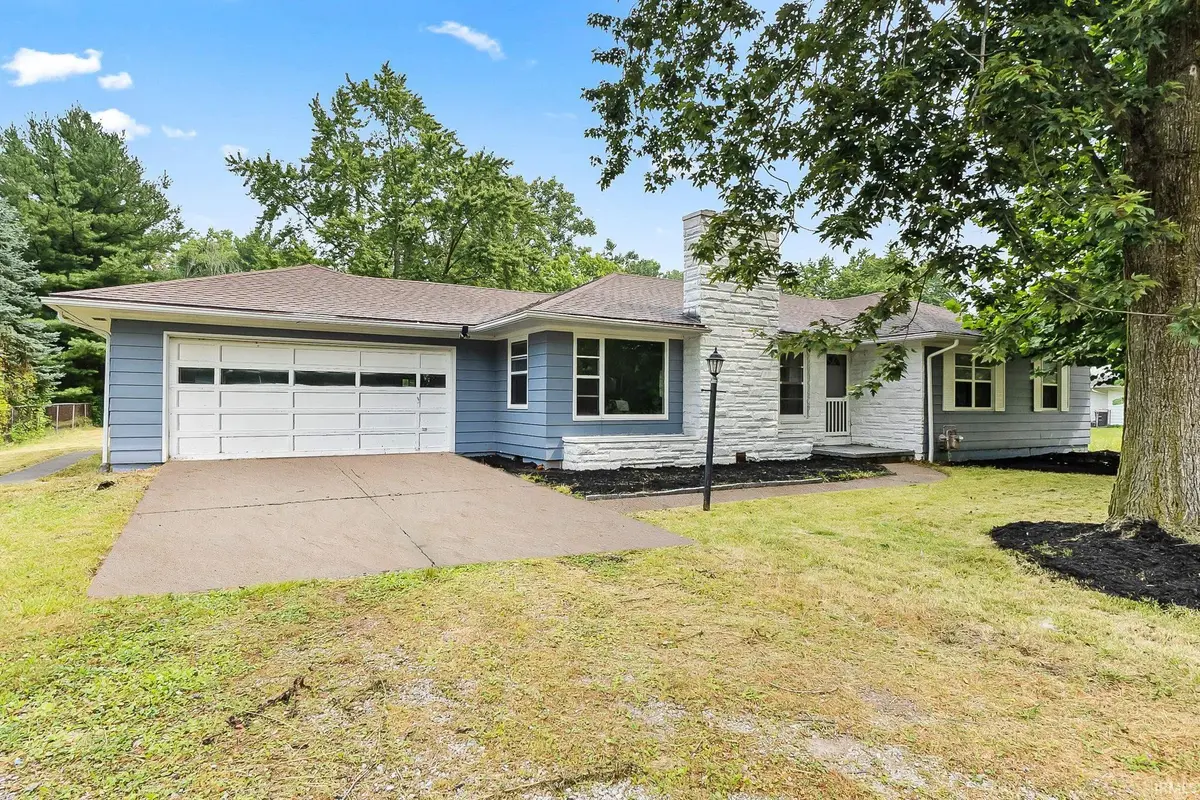 5857 Stellhorn RD, Fort Wayne, IN 46815-5255