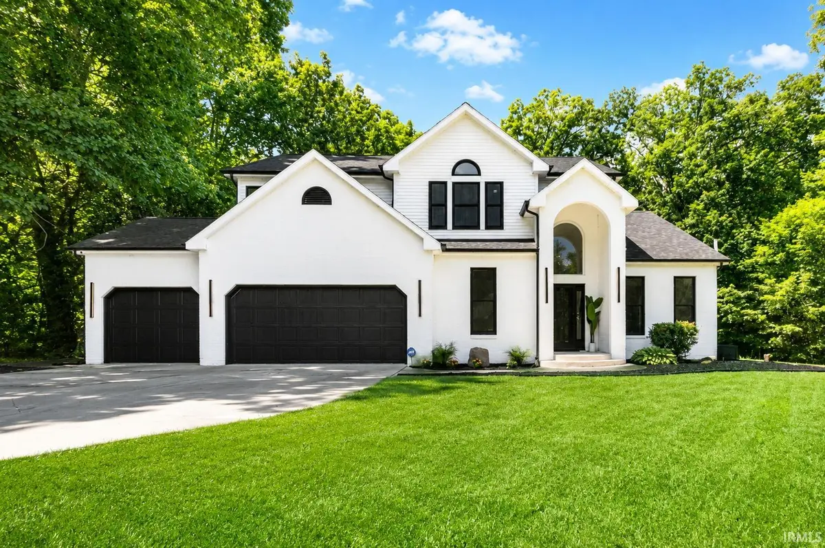 51855 Westwood Forest DR, South Bend, IN 46628