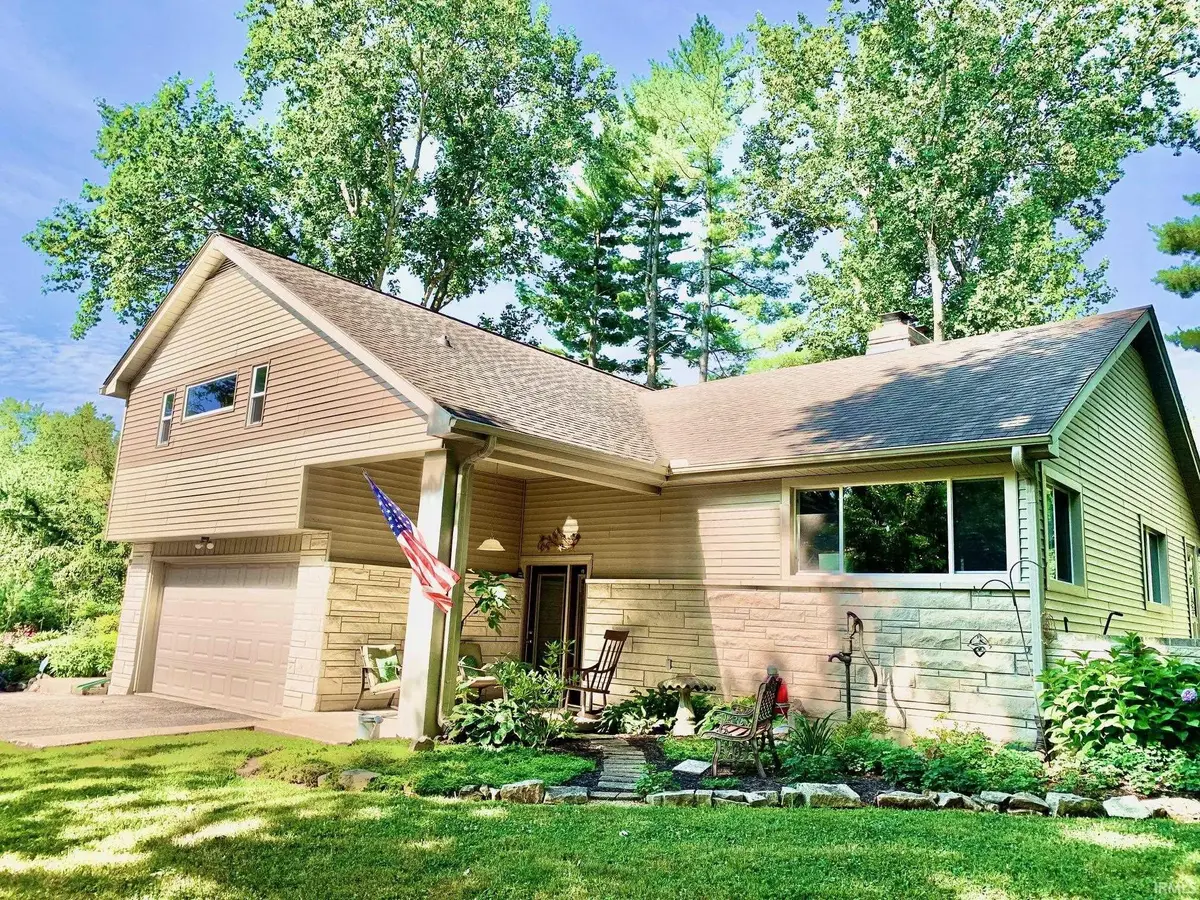 150 W Wayside DR, Bloomington, IN 47403