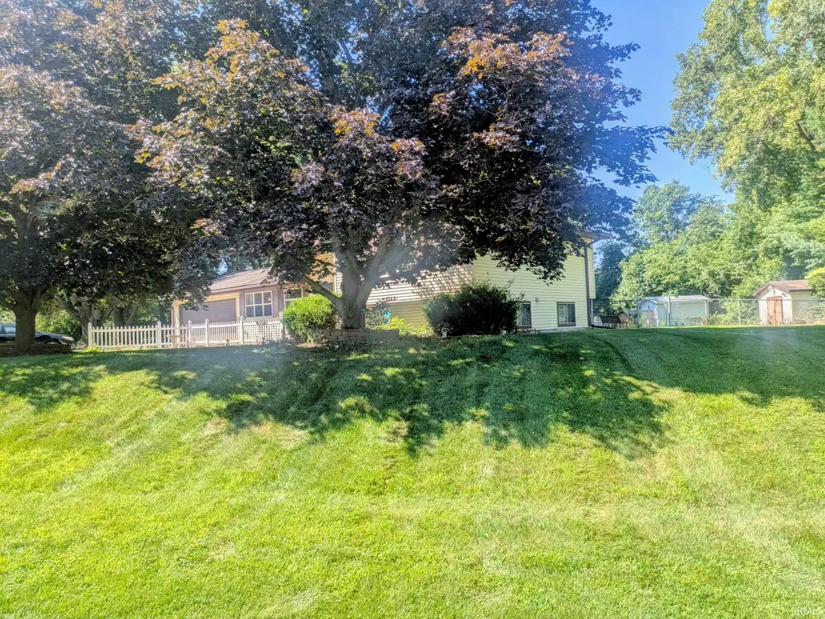 58407 Randy DR, Goshen, IN 46528