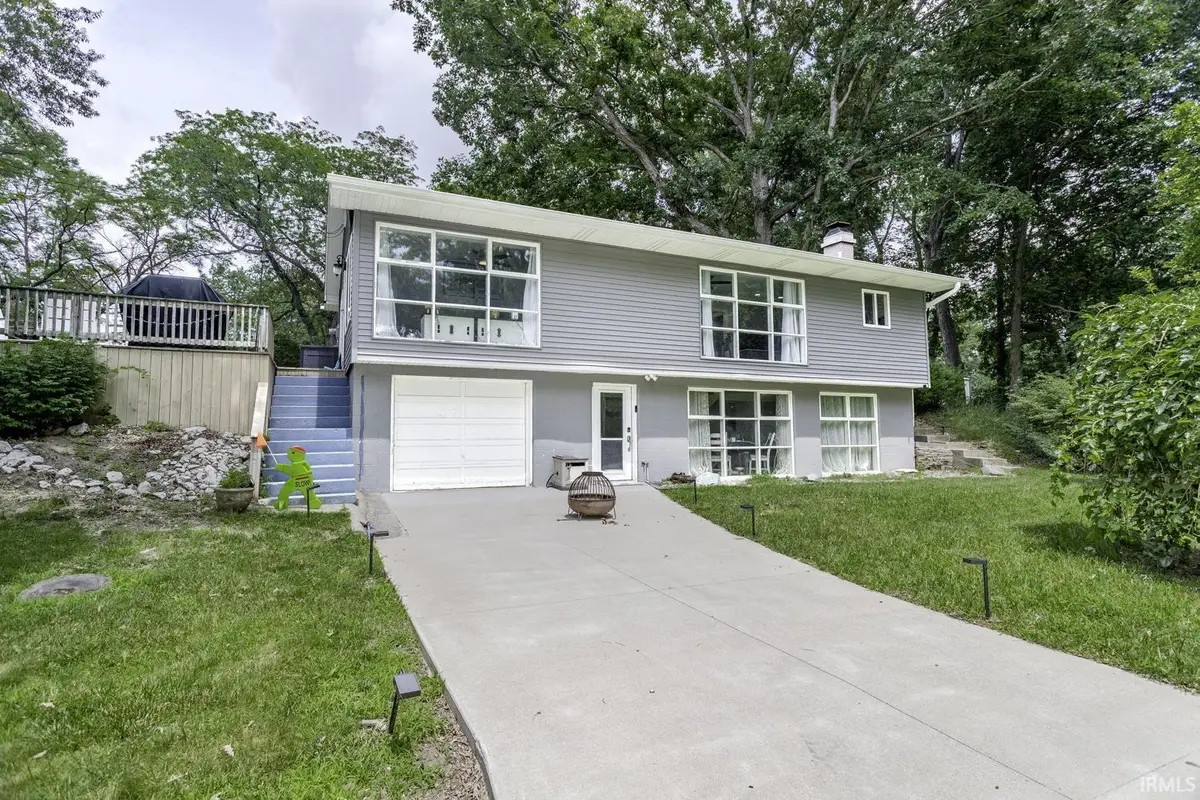 2232 N Norway TRL, Monticello, IN 47960