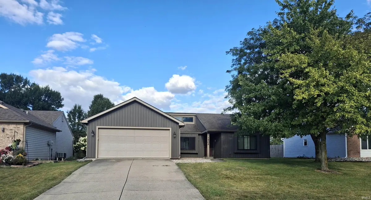1402 Misty River DR, Fort Wayne, IN 46808