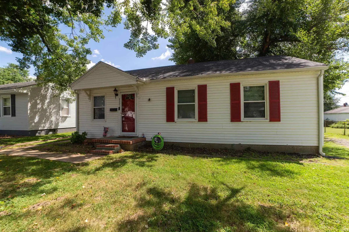 2321 E Iowa ST, Evansville, IN 47711-5939