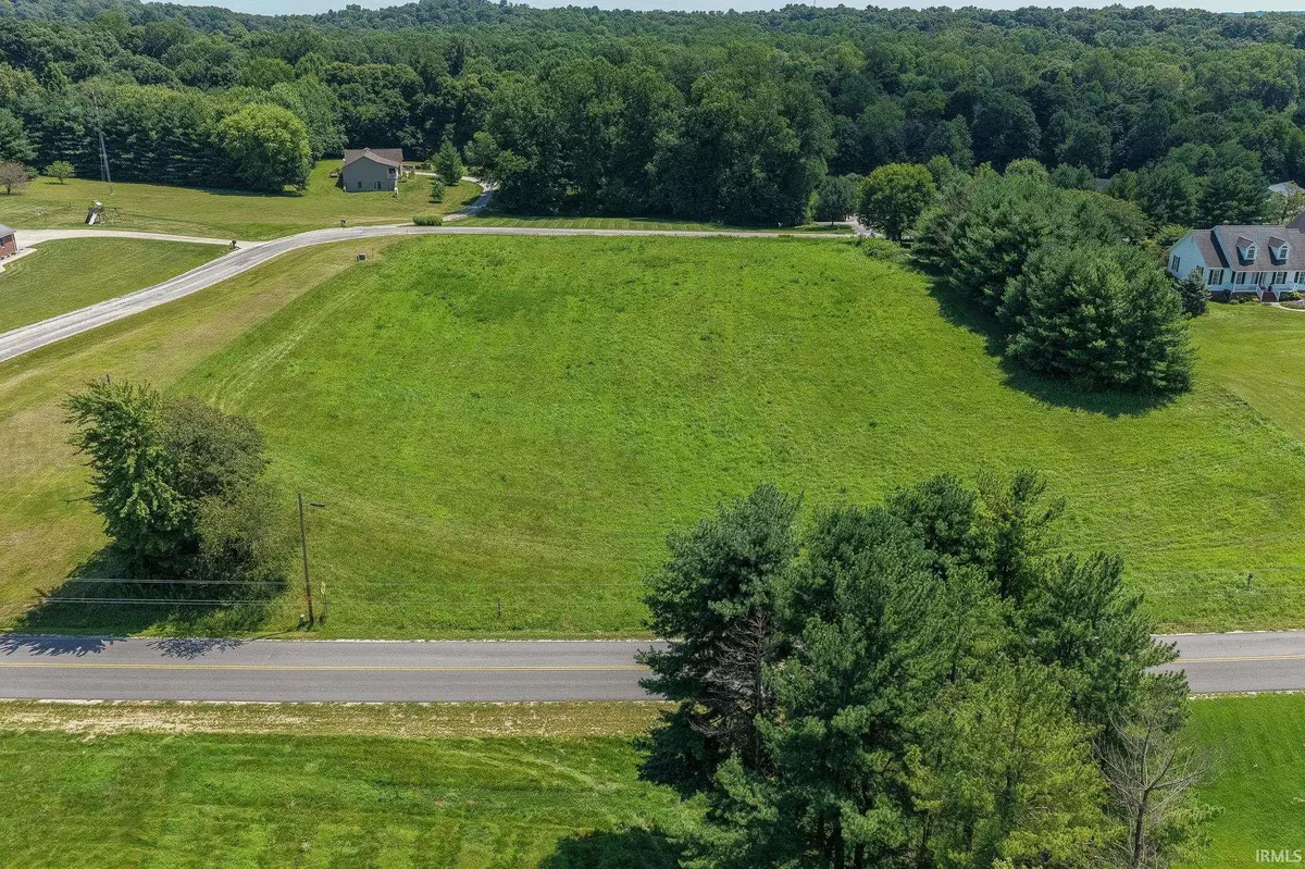 S 50 E ***, Huntingburg, IN 47542