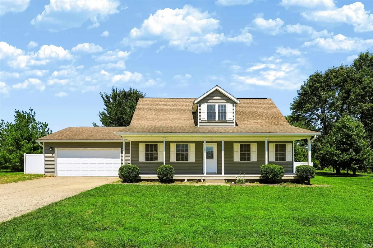 1674 Deer Haven CT, Spencer, IN 47460