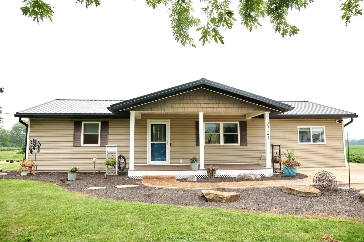 2121 S Salem RD, Monroe, IN 46772