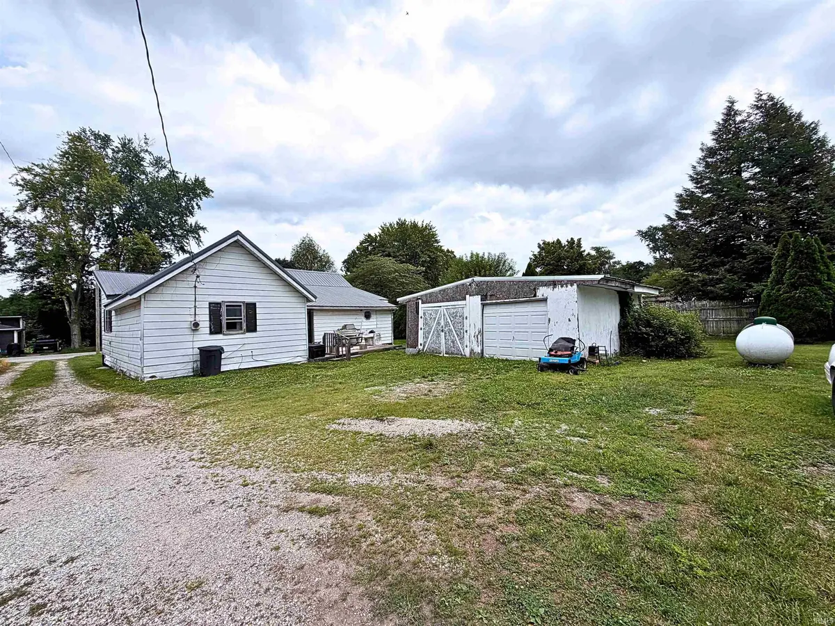 104 E Main ST, Darlington, IN 47940
