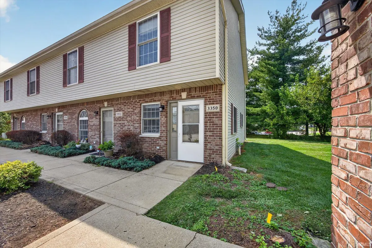 3350 S Oaklawn CIR, Bloomington, IN 47401
