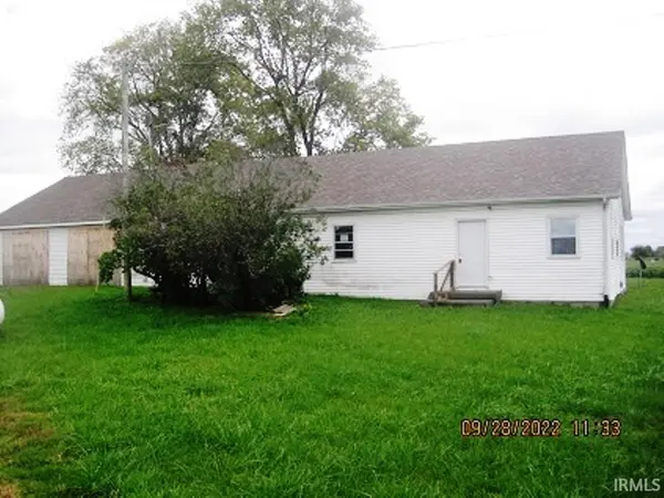 5854 N CR 800 W ***, Arlington, IN 46104-9470