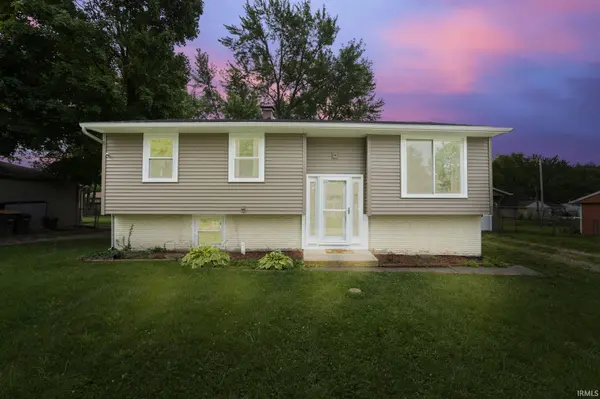 604 Springbrook RD, Fort Wayne, IN 46825