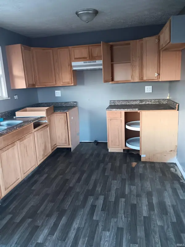 4530 N Sunnyside ST, Terre Haute, IN 47805