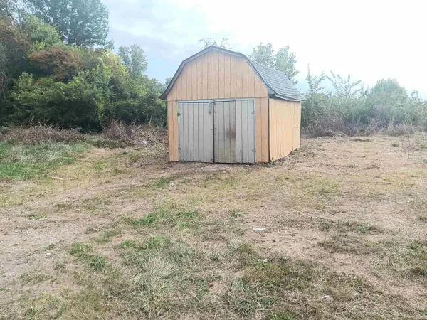 4785 E Wheatland RD, Vincennes, IN 47591
