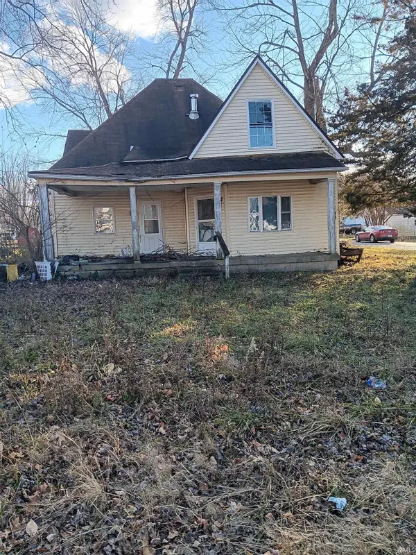 229 W Broadway ST, Shelburn, IN 47879