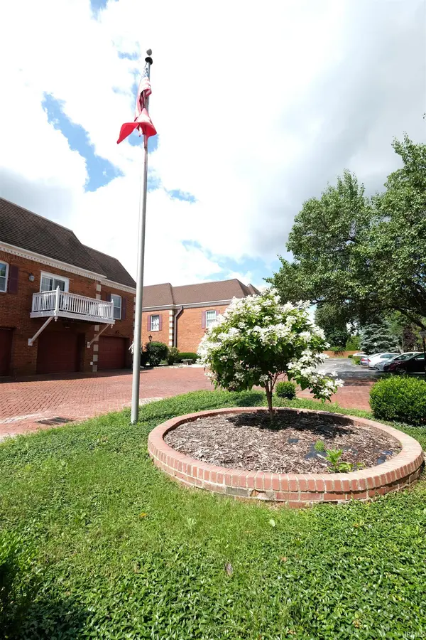 2606 E 2nd ST #Unit D, Bloomington, IN 47401