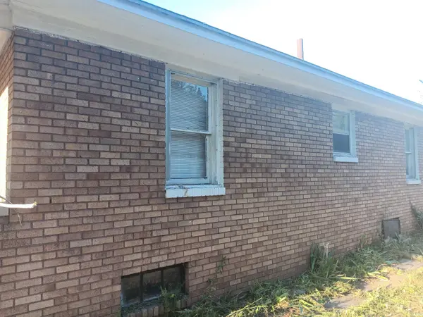 1000 S 19th ST, Terre Haute, IN 47802