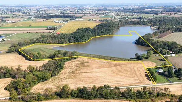100 North RD, Montgomery, IN 47558