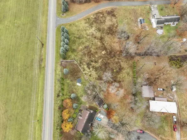 0 S 110 ***, Wolcottville, IN 46795