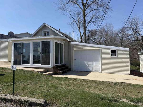 2408 N West Shafer DR, Monticello, IN 47960