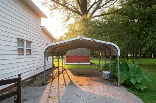 815 Church ST, Grandview, IN 47615