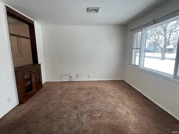 1113 E Fischer ***, Kokomo, IN 46901
