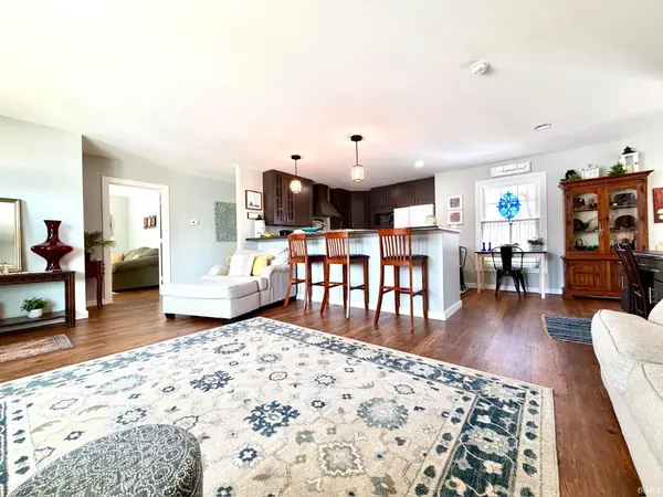 17 Eastview CT, Bedford, IN 47421