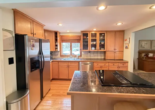 2812 W Fawkesway DR, Bloomington, IN 47404-1211