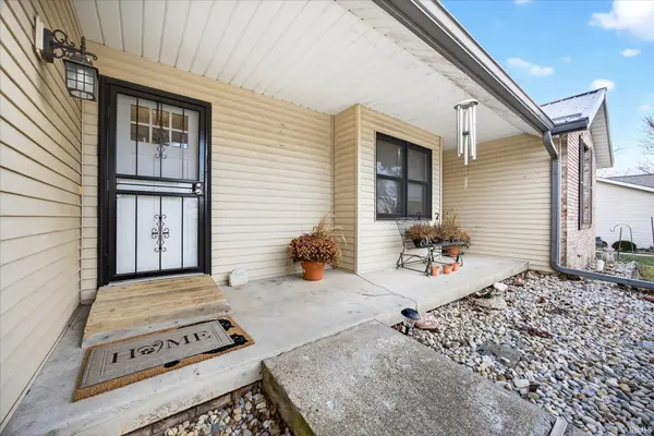537 S Birch ST, Ellettsville, IN 47429