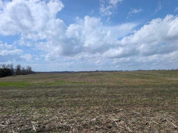 13+/- acres 1200 E ***, Loogootee, IN 47553