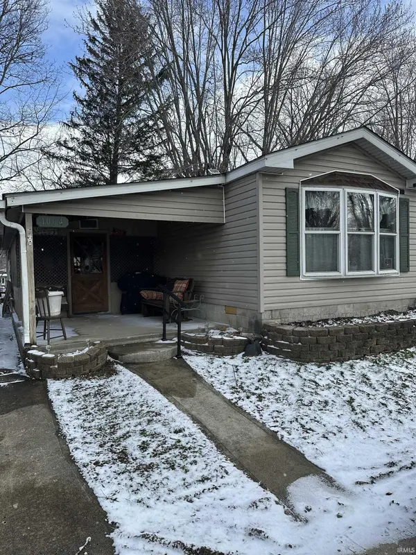 1004 Van Bibber Lake EST, Greencastle, IN 46135