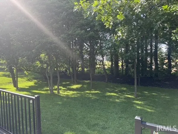 11153 Albany Ridge DR, Osceola, IN 46561-1307