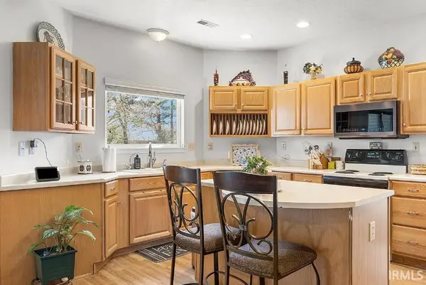 2029 Longspur DR, West Lafayette, IN 47906