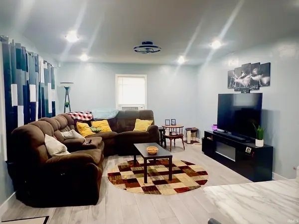 1329 Fremont ST, South Bend, IN 46628