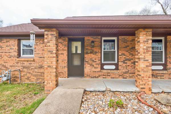 703 NW 1st ST, Washington, IN 47501