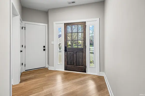 221 Sheffield RD, West Lafayette, IN 47906