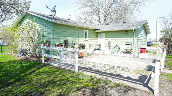 414 E Dominic ST, Lacrosse, IN 46348