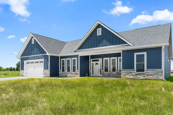 2007 Deepwater LOOP, Monticello, IN 47960