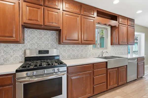 1080 North Shore DR, Rome City, IN 46784