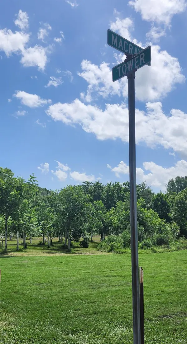 Perkins DR, Boonville, IN 47601