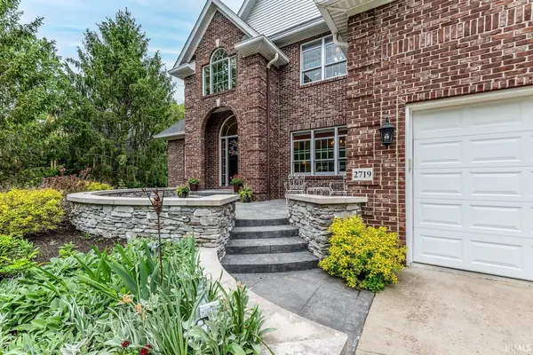 2719 S Silver Creek DR, Bloomington, IN 47401