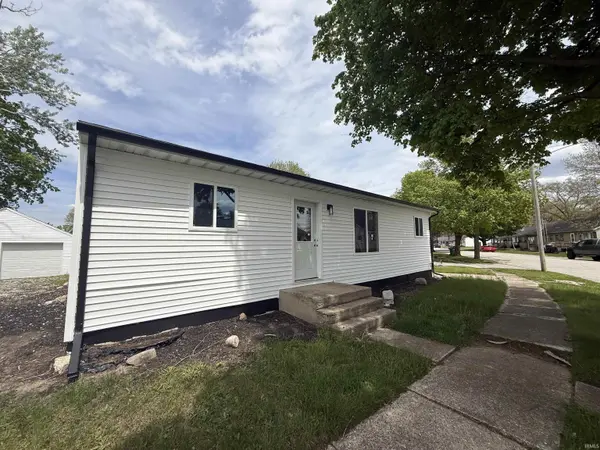 562 Roanoke RD, Kingsford Heights, IN 46346