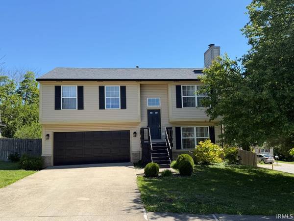 2607 S Southern Pines CT, Bloomington, IN 47403
