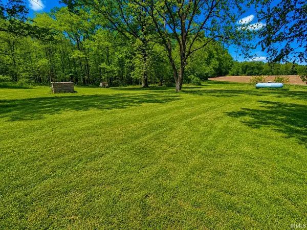 1878 W lake Hideaway RD, Kingman, IN 47952