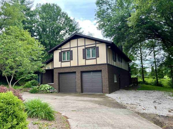 1153 W 13th ST, Jasper, IN 47546