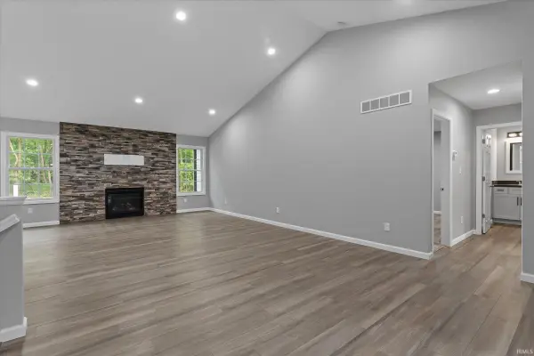 53784 Terre Verde Hills CT, South Bend, IN 46628