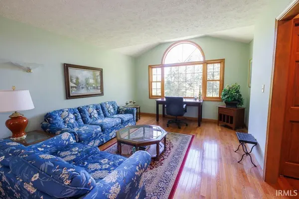 8303 Anne AVE, Bloomington, IN 47401