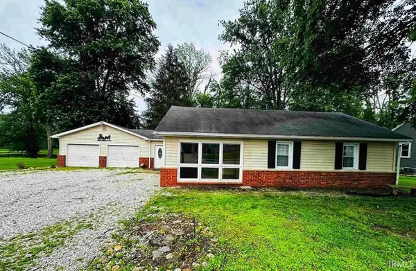 10 Daviess DR, Washington, IN 47501
