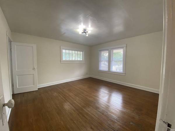 1407 S Washington ST #B, Bloomington, IN 47401