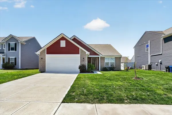3271 Sand Walk DR, Kokomo, IN 46902-5672